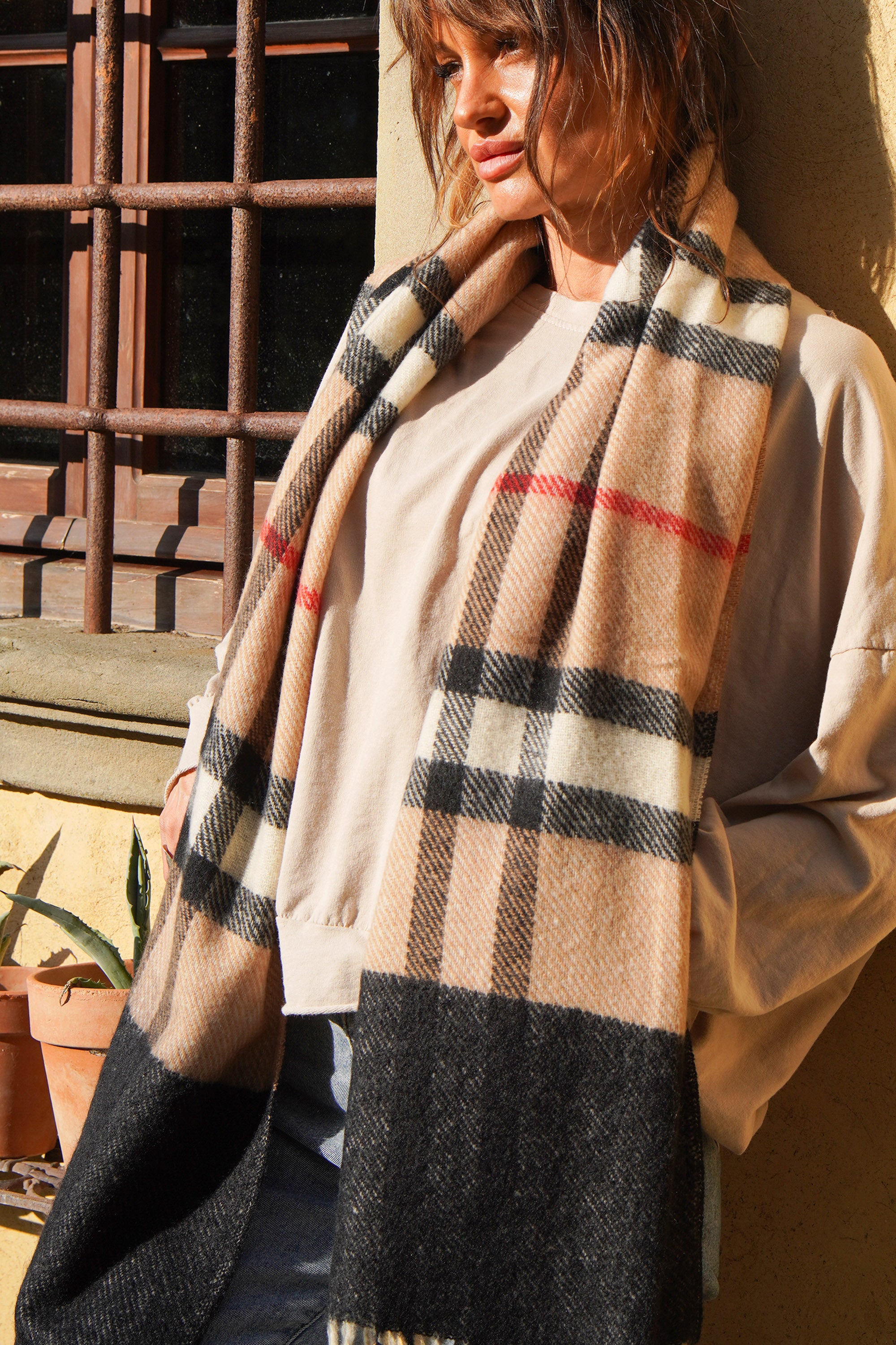 Burberry scarf winter 2025