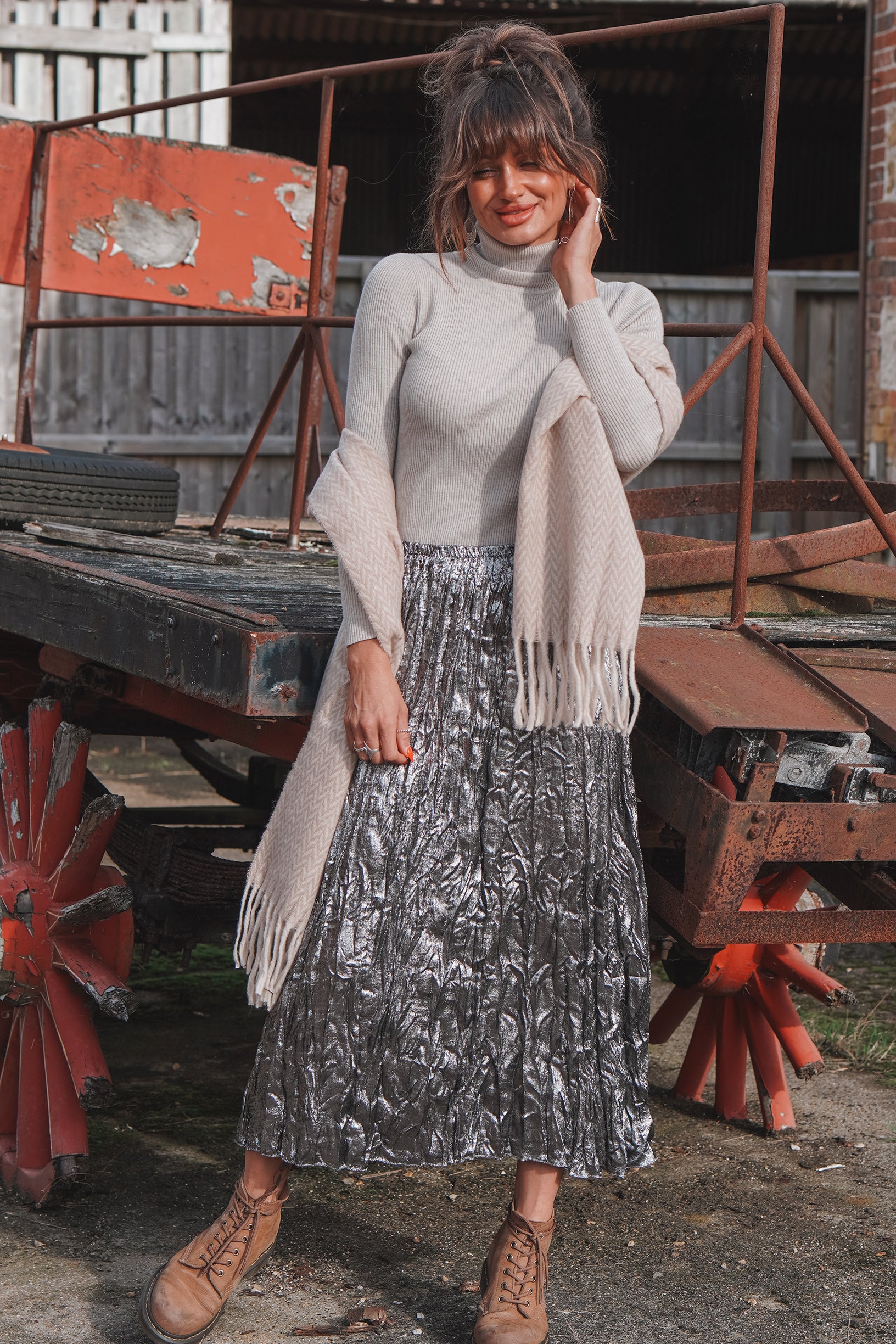 Treasure' Metallic Silver Scrunch Maxi Skirt – Lost Lover Treasure' Metallic Silver Scrunch Maxi Skirt – Lost Lover
